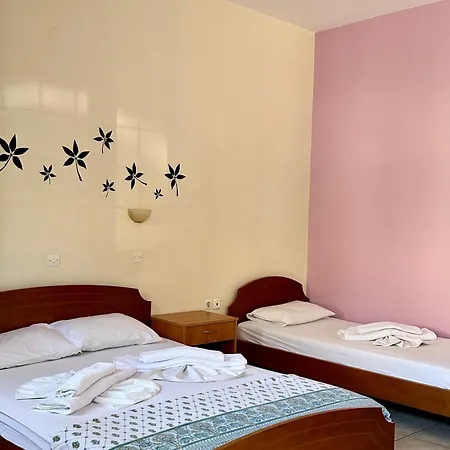 Manolis Thassos * Skála Kallirákhis