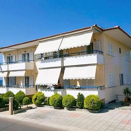 Manolis Studios Thassos *