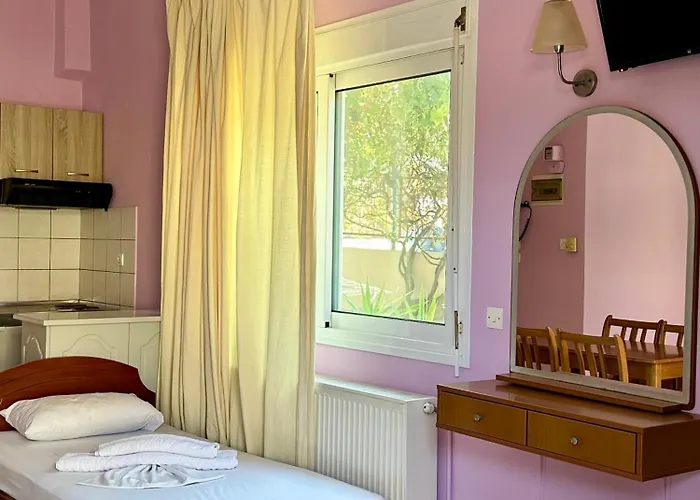 Manolis Studios Thassos Апартаменты *